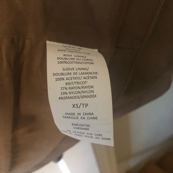Vince taupe leather drape front jacket size xs - Picture 7 of 8